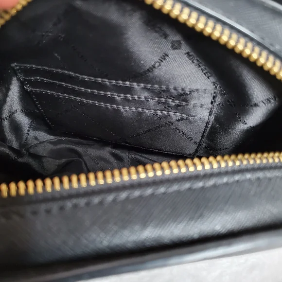 Michael Kors Set Travel Saffiano Leather Crossbody Bag Black - Picture 6 of 13